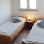Apartman Apartments With Parking Space Seget Vranjica, Trogir - 8507 Seget Vranjica