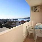 Apartments With Parking Space Seget Vranjica, Trogir - 8507 Apartman *